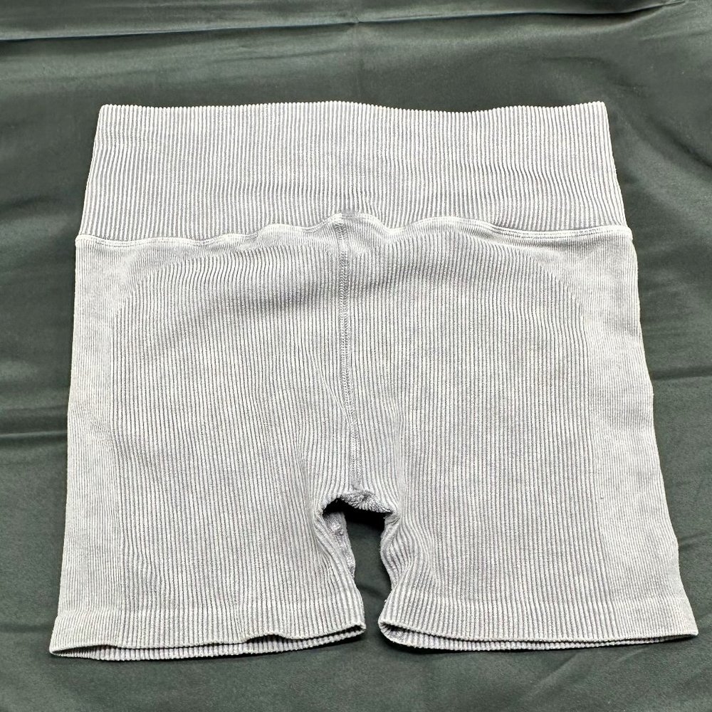 ODODOS athletic short! New!